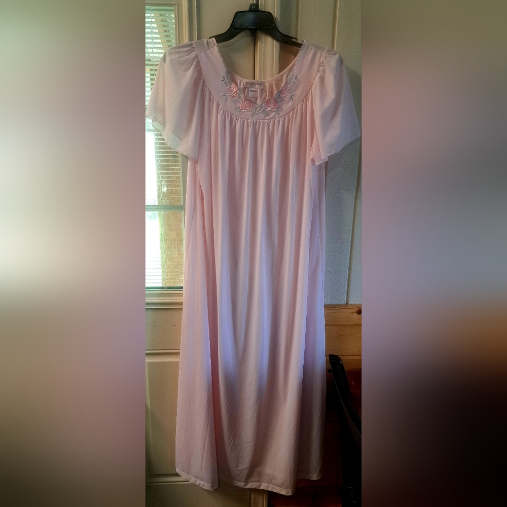 Vintage Nightgown Shadowline Pink Nylon Rose Trim Long Gown Size 1x